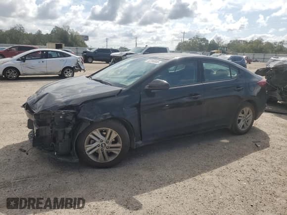 ✅ 2019 Hyundai Elantra SEL • VIN: 5NPD84LF4KH497478 • Лот: 82286005. Опубликован ранее на Copart с пробегом 110 464 миль. Бесплатный доступ к архиву аукционных продаж из США и подробный отчёт об истории автомобиля на DreamBid. Изображение 1.