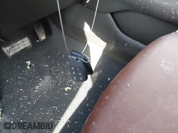 ✅ 2024 GMC Yukon • VIN: 1GKS2EKTXRR379562 • Lot: 41773476. Listed on IAAI with 7,928 mi. Free auction sales archive from the USA and detailed vehicle history report at DreamBid. Image 11.