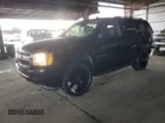 ✅ 2008 Chevrolet Tahoe LS • VIN: 1GNFC13C08J189100 • Lot: 92268665. Wystawiony na Copart z przebiegiem 201 875 mil. Bezpłatny archiwum sprzedaży aukcyjnych z USA i szczegółowy raport historii pojazdu na DreamBid. Zdjęcie 1.