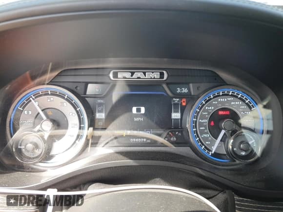 ✅ 2019 Ram 1500 Limited • VIN: 1C6SRFHT7KN594812 • Lot: 55250125. Wystawiony na Copart z przebiegiem 94 079 mil. Bezpłatny archiwum sprzedaży aukcyjnych z USA i szczegółowy raport historii pojazdu na DreamBid. Zdjęcie 9.