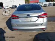 ✅ 2017 Ford Fusion SE • VIN: 3FA6P0HD1HR159933 • Lot: 43715662. Wystawiony na IAAI z przebiegiem 205 279 mil. Bezpłatny archiwum sprzedaży aukcyjnych z USA i szczegółowy raport historii pojazdu na DreamBid. Zdjęcie 16.