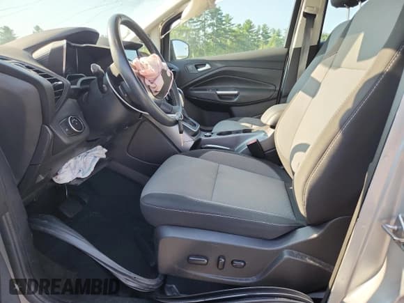 ✅ 2017 Ford C-Max SE • VIN: 1FADP5EU6HL103235 • Lot: 66640185. Wystawiony na Copart z przebiegiem 60 859 mil. Bezpłatny archiwum sprzedaży aukcyjnych z USA i szczegółowy raport historii pojazdu na DreamBid. Zdjęcie 7.