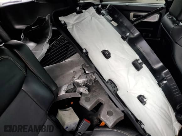 ✅ 2020 Ford Explorer ST • VIN: 1FM5K8GC4LGB70478 • Лот: 66927435. Опубликован ранее на Copart с пробегом Не указан. Бесплатный доступ к архиву аукционных продаж из США и подробный отчёт об истории автомобиля на DreamBid. Изображение 13.