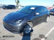 ✅ 2024 Tesla Model Y • VIN: 7SAYGDED7RF097801 • Lot: 43345626. Wystawiony na IAAI z przebiegiem 12 959 mil. Bezpłatny archiwum sprzedaży aukcyjnych z USA i szczegółowy raport historii pojazdu na DreamBid. Zdjęcie 2.