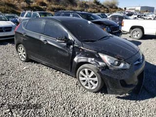 ✅ 2013 Hyundai Accent SE • VIN: KMHCU5AE1DU069766 • Лот: 74212724. Опубликован ранее на Copart с пробегом Не указан. Бесплатный доступ к архиву аукционных продаж из США и подробный отчёт об истории автомобиля на DreamBid. Изображение 4.