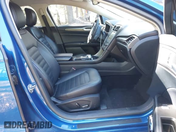 ✅ 2017 Ford Fusion SE • VIN: 3FA6P0HD3HR161859 • Lot: 43513933. Listed on IAAI with 109,591 mi. Free auction sales archive from the USA and detailed vehicle history report at DreamBid. Image 5.