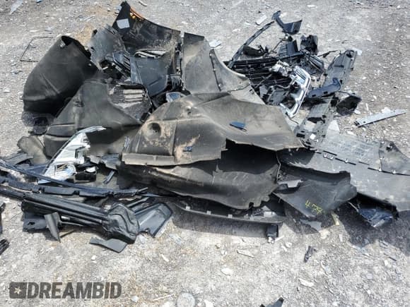 ✅ 2023 Chevrolet Suburban RST • VIN: 1GNSKEKD3PR493055 • Лот: 68892145. Опубликован ранее на Copart с пробегом 75 596 миль. Бесплатный доступ к архиву аукционных продаж из США и подробный отчёт об истории автомобиля на DreamBid. Изображение 13.