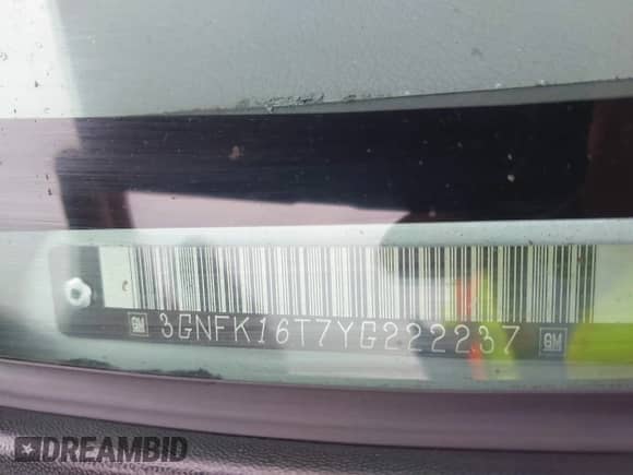 2000 Chevrolet Suburban LT с VIN 3GNFK16T7YG222237, выставлен на аукционе IAAI как лот 41613604 с пробегом 258 537 миль миль и . История ставок и продаж доступна на DreamBid. Изображение 9.