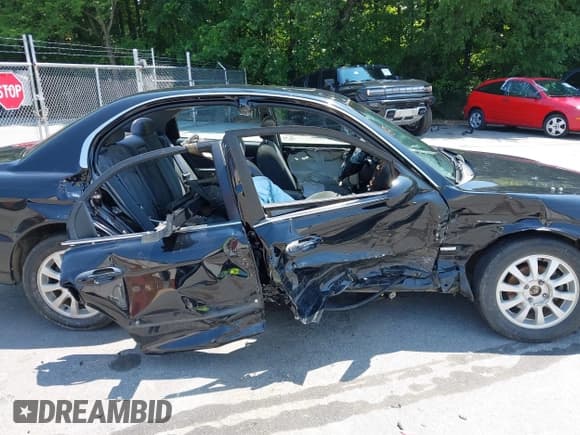 ✅ 2004 Hyundai Sonata GLS • VIN: KMHWF35H54A081162 • Lot: 42458455. Wystawiony na IAAI z przebiegiem 130 067 mil. Bezpłatny archiwum sprzedaży aukcyjnych z USA i szczegółowy raport historii pojazdu na DreamBid. Zdjęcie 12.