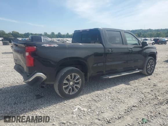 ✅ 2019 Chevrolet Silverado 1500 LT • VIN: 1GCPYDEKXKZ268514 • Lot: 70762445. Wystawiony na Copart z przebiegiem 89 370 mil. Bezpłatny archiwum sprzedaży aukcyjnych z USA i szczegółowy raport historii pojazdu na DreamBid. Zdjęcie 3.