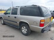 ✅ 2001 Chevrolet Suburban LT • VIN: 3GNEC16T21G248839 • Lot: 43263451. Wystawiony na IAAI z przebiegiem 238 937 mil. Bezpłatny archiwum sprzedaży aukcyjnych z USA i szczegółowy raport historii pojazdu na DreamBid. Zdjęcie 3.