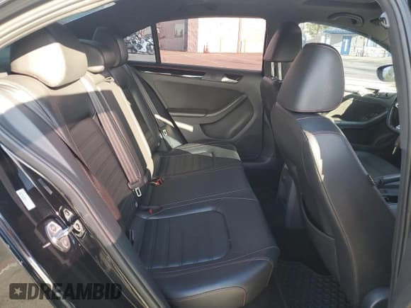 ✅ 2017 Volkswagen Jetta GLI • VIN: 3VW4T7AJ0HM344670 • Lot: 81318325. Listed on Copart with 150,782 mi. Free auction sales archive from the USA and detailed vehicle history report at DreamBid. Image 10.