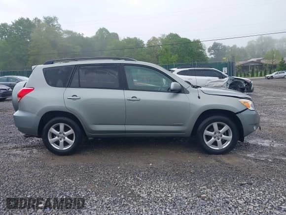 ✅ 2008 Toyota RAV4 Limited • VIN: JTMBD31V386076023 • Lot: 42256880. Listed on IAAI with 200,495 mi. Free auction sales archive from the USA and detailed vehicle history report at DreamBid. Image 13.