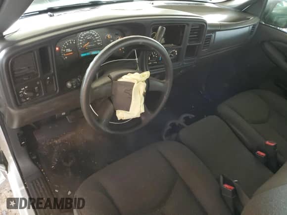 2006 Chevrolet Silverado 1500 Work Truck z VIN 3GCEC14X46G204413, wystawiony jako Copart lot #48256385 z przebiegiem 81 662 mil mil oraz Szkoda całkowita • Salvage title. Historia ofert i sprzedaży dostępna na DreamBid. Obrazek 8.