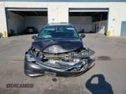 ✅ 2020 Chrysler Voyager LXi • VIN: 2C4RC1DG1LR172723 • Lot: 82142135. Wystawiony na Copart z przebiegiem 108 857 mil. Bezpłatny archiwum sprzedaży aukcyjnych z USA i szczegółowy raport historii pojazdu na DreamBid. Zdjęcie 14.