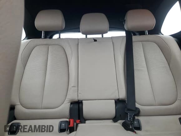 ✅ 2017 BMW X1 xDrive28i • VIN: WBXHT3Z34H4A52475 • Lot: 82125045. Wystawiony na Copart z przebiegiem 78 141 mil. Bezpłatny archiwum sprzedaży aukcyjnych z USA i szczegółowy raport historii pojazdu na DreamBid. Zdjęcie 10.