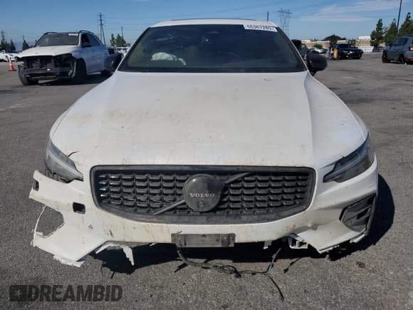 ✅ 2024 Volvo S60 Plus Black Edition • VIN: 7JRL12TH6RG313213 • Lot: 66367285. Listed on Copart with 26,029 mi. Free auction sales archive from the USA and detailed vehicle history report at DreamBid. Image 5.