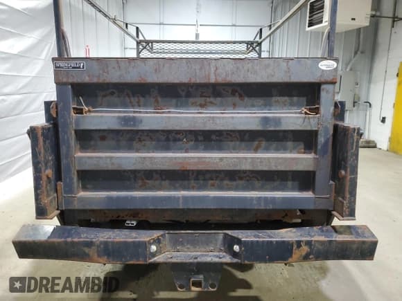 ✅ 2006 Chevrolet Silverado 3500 SRW Wrk Trk • VIN: 1GCHK34U76E124161 • Lot: 50540005. Listed on Copart with Not provided. Free auction sales archive from the USA and detailed vehicle history report at DreamBid. Image 6.