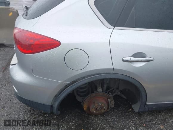 ✅ 2010 Infiniti EX • VIN: JN1AJ0HP0AM703355 • Lot: 42174239. Listed on IAAI with 110,206 mi. Free auction sales archive from the USA and detailed vehicle history report at DreamBid. Image 6.