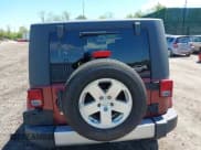 ✅ 2010 Jeep Wrangler Sahara • VIN: 1J4GA5D16AL227053 • Lot: 42219421. Wystawiony na IAAI z przebiegiem 67 174 mil. Bezpłatny archiwum sprzedaży aukcyjnych z USA i szczegółowy raport historii pojazdu na DreamBid. Zdjęcie 16.