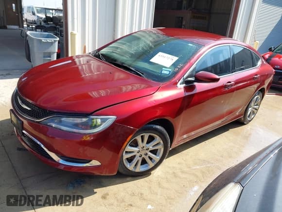 ✅ 2015 Chrysler 200 Limited • VIN: 1C3CCCAB0FN635158 • Lot: 43517278. Listed on IAAI with 211,117 mi. Free auction sales archive from the USA and detailed vehicle history report at DreamBid. Image 2.