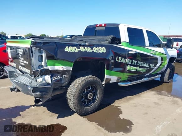 ✅ 2019 Chevrolet Silverado 2500HD LT • VIN: 1GC1KSEY0KF204158 • Lot: 43463207. Listed on IAAI with 131,658 mi. Free auction sales archive from the USA and detailed vehicle history report at DreamBid. Image 4.