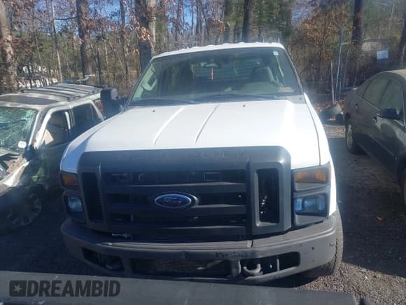 ✅ 2009 Ford F-250 XL • VIN: 1FTSW21YX9EA70435 • Лот: 41133382. Опубликован ранее на IAAI с пробегом 136 187 миль. Бесплатный доступ к архиву аукционных продаж из США и подробный отчёт об истории автомобиля на DreamBid. Изображение 12.