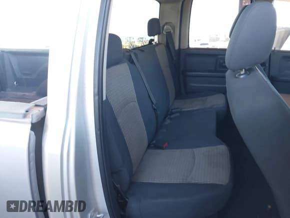 ✅ 2009 Dodge 1500 SLT • VIN: 1D3HB18P69S752427 • Lot: 43512223. Listed on IAAI with 247,378 mi. Free auction sales archive from the USA and detailed vehicle history report at DreamBid. Image 8.