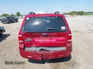 ✅ 2009 Ford Escape XLT • VIN: 1FMCU03709KA93125 • Lot: 43250805. Listed on IAAI with 197,683 mi. Free auction sales archive from the USA and detailed vehicle history report at DreamBid. Image 17.