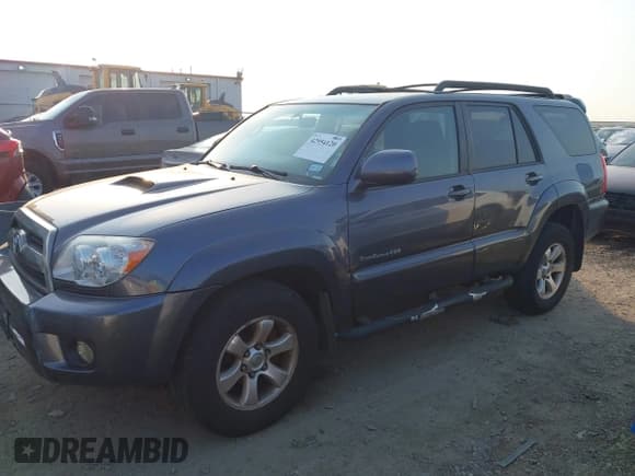 ✅ 2006 Toyota 4Runner SR5 • VIN: JTEBU14RX68075337 • Лот: 42954120. Опубликован ранее на IAAI с пробегом 286 380 миль. Бесплатный доступ к архиву аукционных продаж из США и подробный отчёт об истории автомобиля на DreamBid. Изображение 17.