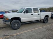 ✅ 2001 Chevrolet Silverado 2500HD LS • VIN: 1GCHK23U61F136848 • Lot: 92687445. Wystawiony na Copart z przebiegiem 252 847 mil. Bezpłatny archiwum sprzedaży aukcyjnych z USA i szczegółowy raport historii pojazdu na DreamBid. Zdjęcie 1.