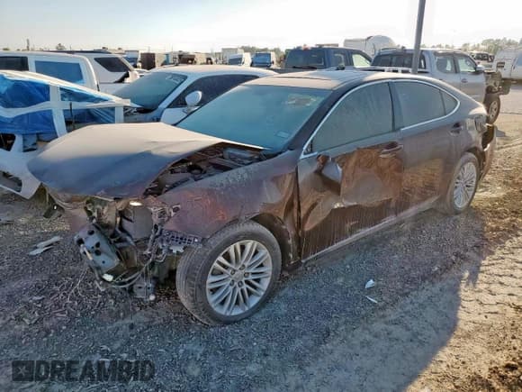 ✅ 2016 Lexus ES 330 • VIN: 58ABK1GG3GU034517 • Lot: 85287185. Wystawiony na Copart z przebiegiem 63 978 mil. Bezpłatny archiwum sprzedaży aukcyjnych z USA i szczegółowy raport historii pojazdu na DreamBid. Zdjęcie 1.