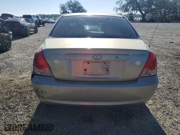 ✅ 2005 Hyundai Elantra GLS • VIN: KMHDN46D45U960051 • Lot: 48984305. Wystawiony na Copart z przebiegiem 195 605 mil. Bezpłatny archiwum sprzedaży aukcyjnych z USA i szczegółowy raport historii pojazdu na DreamBid. Zdjęcie 6.