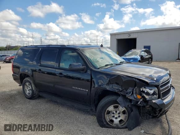 ✅ 2008 Chevrolet Suburban 3LT • VIN: 1GNFK16378J104591 • Lot: 69873345. Listed on Copart with 232,826 mi. Free auction sales archive from the USA and detailed vehicle history report at DreamBid. Image 4.