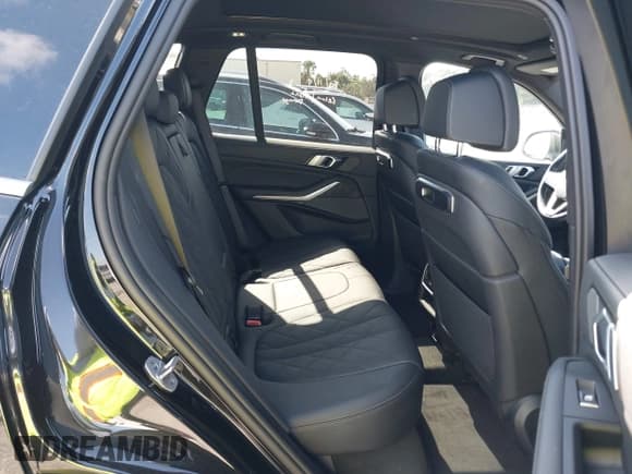 ✅ 2024 BMW X5 sDrive40i • VIN: 5UX13EU05R9U34019 • Лот: 43769120. Опубликован ранее на IAAI с пробегом 34 199 миль. Бесплатный доступ к архиву аукционных продаж из США и подробный отчёт об истории автомобиля на DreamBid. Изображение 8.