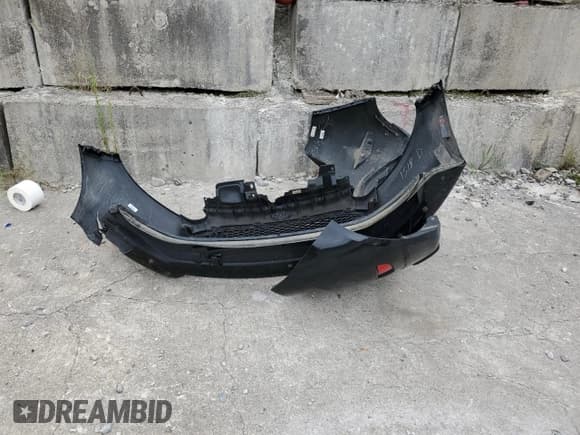 ✅ 2019 Ford Fiesta ST • VIN: 3FADP4GX2KM162399 • Lot: 69953735. Listed on Copart with 136,960 mi. Free auction sales archive from the USA and detailed vehicle history report at DreamBid. Image 12.