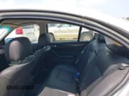 ✅ 2002 BMW 3 Series 325i • VIN: WBAEV33402KL72398 • Lot: 42596344. Listed on IAAI with 90,885 mi. Free auction sales archive from the USA and detailed vehicle history report at DreamBid. Image 8.