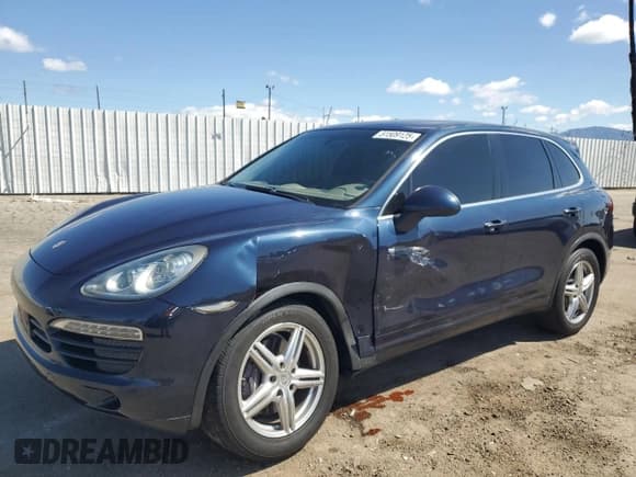 ✅ 2012 Porsche Cayenne • VIN: WP1AA2A26CLA07808 • Lot: 51509125. Listed on Copart with 75,479 mi. Free auction sales archive from the USA and detailed vehicle history report at DreamBid. Image 1.