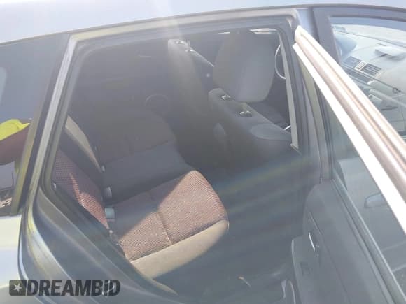 ✅ 2005 Mazda 3 s • VIN: JM1BK143951255390 • Lot: 42851705. Listed on IAAI with 209,770 mi. Free auction sales archive from the USA and detailed vehicle history report at DreamBid. Image 8.