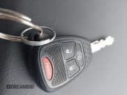 ✅ 2016 Jeep Patriot Latitude • VIN: 1C4NJPFA7GD621055 • Lot: 42876884. Wystawiony na IAAI z przebiegiem 85 693 mil. Bezpłatny archiwum sprzedaży aukcyjnych z USA i szczegółowy raport historii pojazdu na DreamBid. Zdjęcie 11.