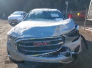 ✅ 2021 GMC Terrain SLT • VIN: 3GKALVEV9ML371572 • Lot: 41173091. Wystawiony na IAAI z przebiegiem 59 250 mil. Bezpłatny archiwum sprzedaży aukcyjnych z USA i szczegółowy raport historii pojazdu na DreamBid. Zdjęcie 12.