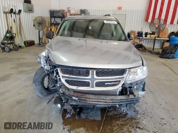 ✅ 2017 Dodge Journey SE • VIN: 3C4PDCAB9HT559971 • Лот: 80208395. Опубликован ранее на Copart с пробегом 119 903 миль. Бесплатный доступ к архиву аукционных продаж из США и подробный отчёт об истории автомобиля на DreamBid. Изображение 5.