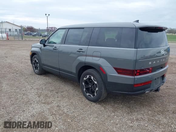 ✅ 2025 Hyundai Santa Fe SE • VIN: 5NMP1DGL7SH092455 • Lot: 41966452. Listed on IAAI with 4,807 mi. Free auction sales archive from the USA and detailed vehicle history report at DreamBid. Image 3.