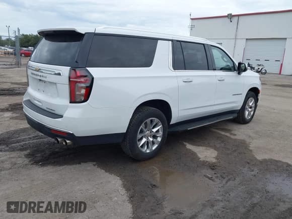 ✅ 2023 Chevrolet Suburban Premier • VIN: 1GNSCFKD1PR393037 • Lot: 43790048. Listed on IAAI with 70,824 mi. Free auction sales archive from the USA and detailed vehicle history report at DreamBid. Image 4.