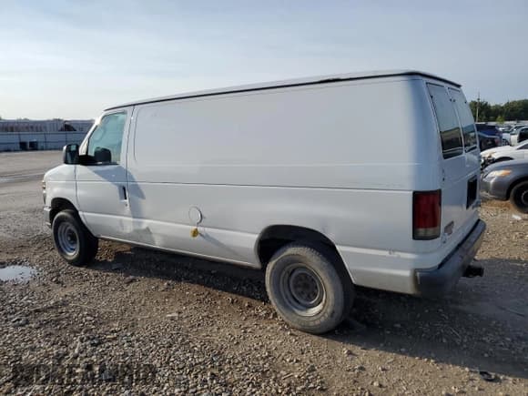 ✅ 2012 Ford Econoline Cargo Recreational • VIN: 1FTNE2EL0CDB33215 • Lot: 63120784. Wystawiony na Copart z przebiegiem 258 466 mil. Bezpłatny archiwum sprzedaży aukcyjnych z USA i szczegółowy raport historii pojazdu na DreamBid. Zdjęcie 2.