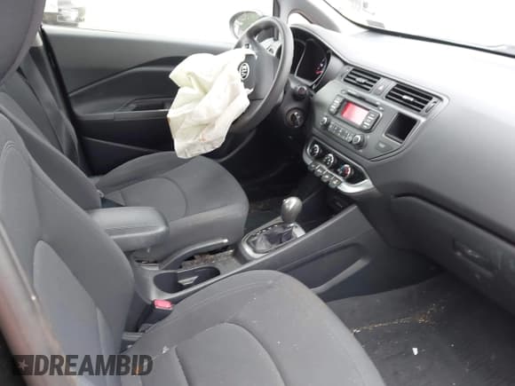 ✅ 2012 Kia Rio EX • VIN: KNADN4A3XC6045397 • Lot: 43036028. Wystawiony na IAAI z przebiegiem 73 670 mil. Bezpłatny archiwum sprzedaży aukcyjnych z USA i szczegółowy raport historii pojazdu na DreamBid. Zdjęcie 5.