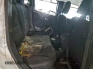 ✅ 2018 Jeep Renegade Sport • VIN: ZACCJBAB3JPH60344 • Lot: 93494085. Wystawiony na Copart z przebiegiem 39 810 mil. Bezpłatny archiwum sprzedaży aukcyjnych z USA i szczegółowy raport historii pojazdu na DreamBid. Zdjęcie 10.