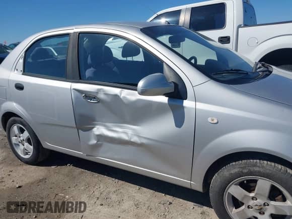 2006 Chevrolet Aveo LT with VIN KL1TG56656B636788, listed as a IAAI auction lot 41771944 with 140,169 mi miles and . Bid and sale history available at DreamBid. Image 6.