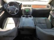 ✅ 2009 GMC Yukon XL SLE 3SB • VIN: 1GKFK26379R249698 • Lot: 68047665. Listed on Copart with 284,144 mi. Free auction sales archive from the USA and detailed vehicle history report at DreamBid. Image 8.