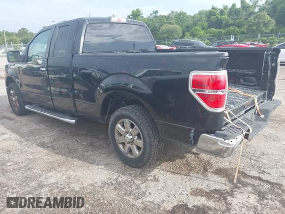✅ 2013 Ford F-150 XL • VIN: 1FTEX1CM1DFA35378 • Lot: 42504522. Listed on IAAI with 204,858 mi. Free auction sales archive from the USA and detailed vehicle history report at DreamBid. Image 3.
